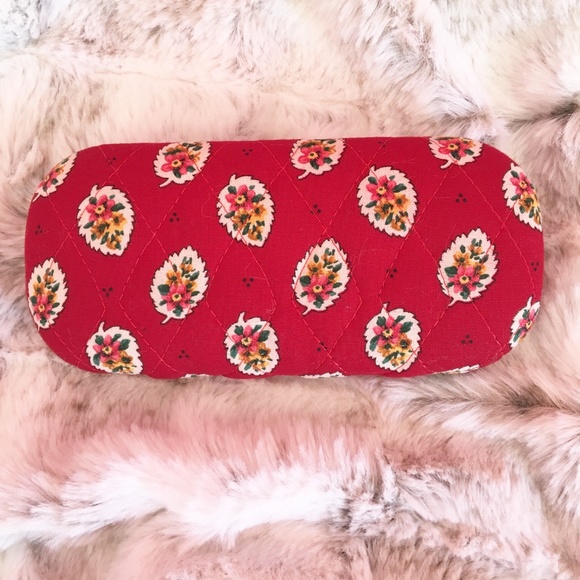 Vera Bradley Bright Red Eyeglasses Case - Picture 3 of 8